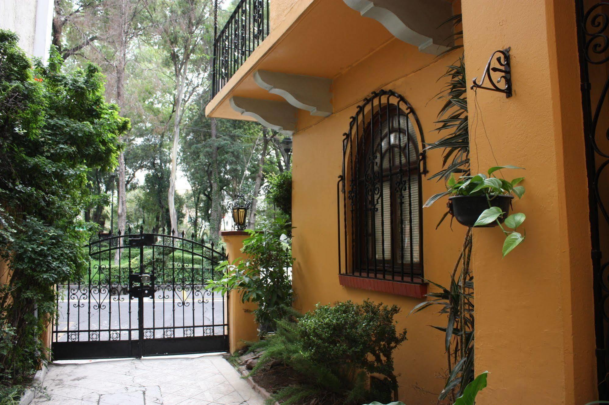 La Querencia Df Acomodação com café da manhã Cidade do México Exterior foto